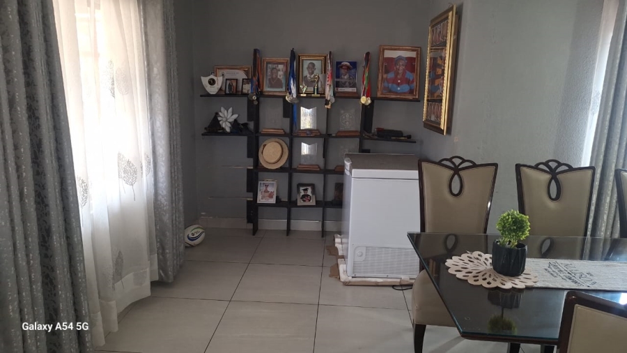 3 Bedroom Property for Sale in Mohadin North West
